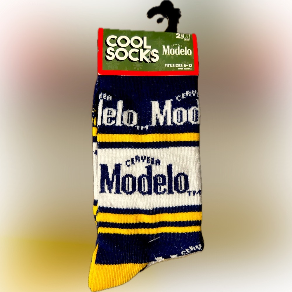 2 pack Men’s 8-12 Modello socks by ODDSOX NWT